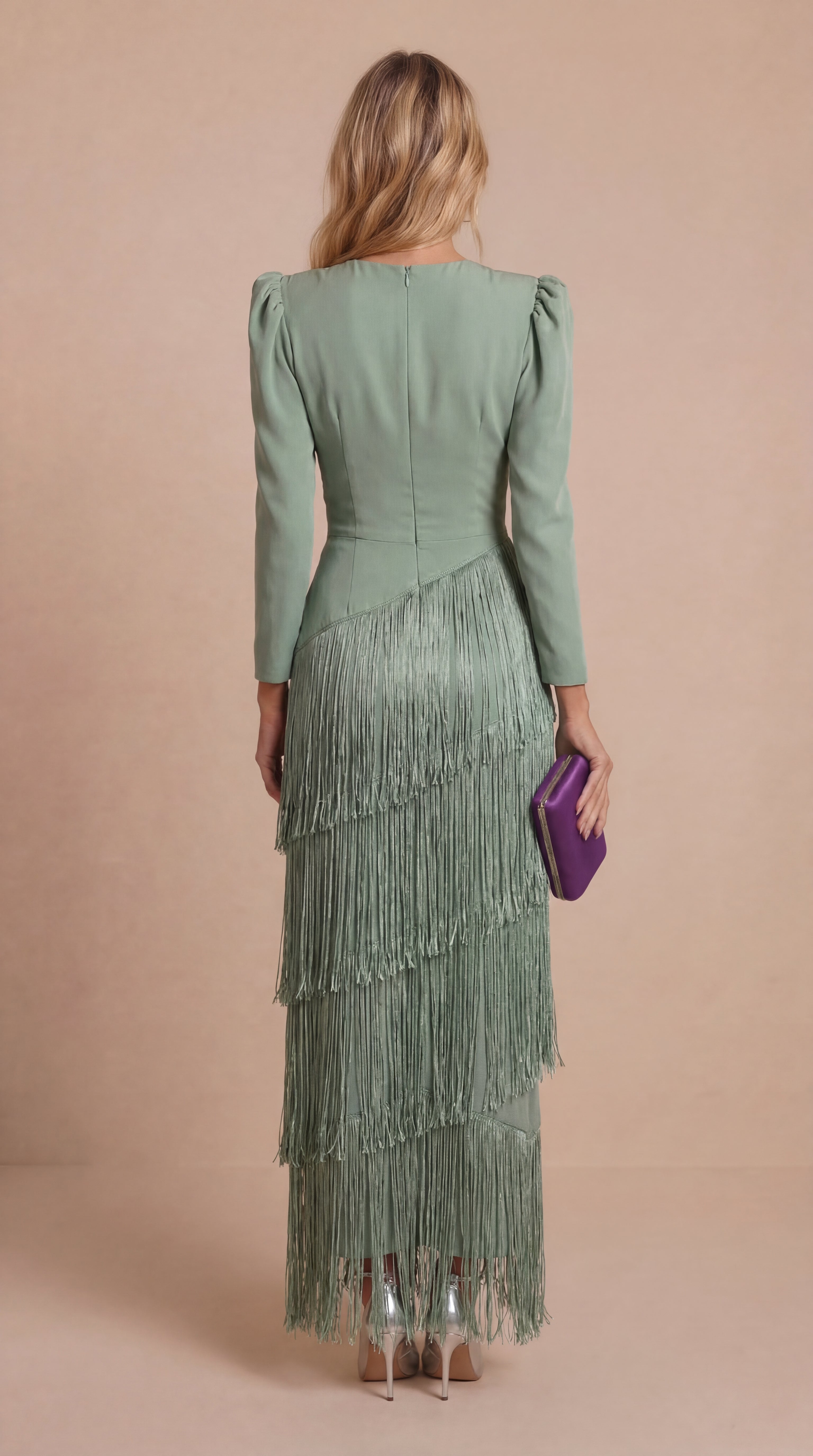 Clara | Vestido elegante con mangas de flecos