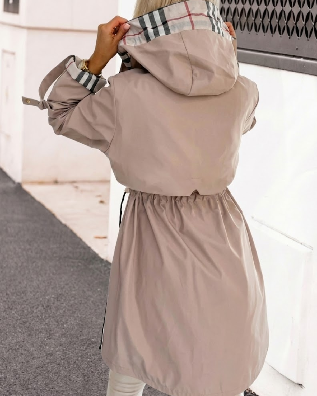 ARIA™ | ABRIGO CORTAVIENTOS MODERNO