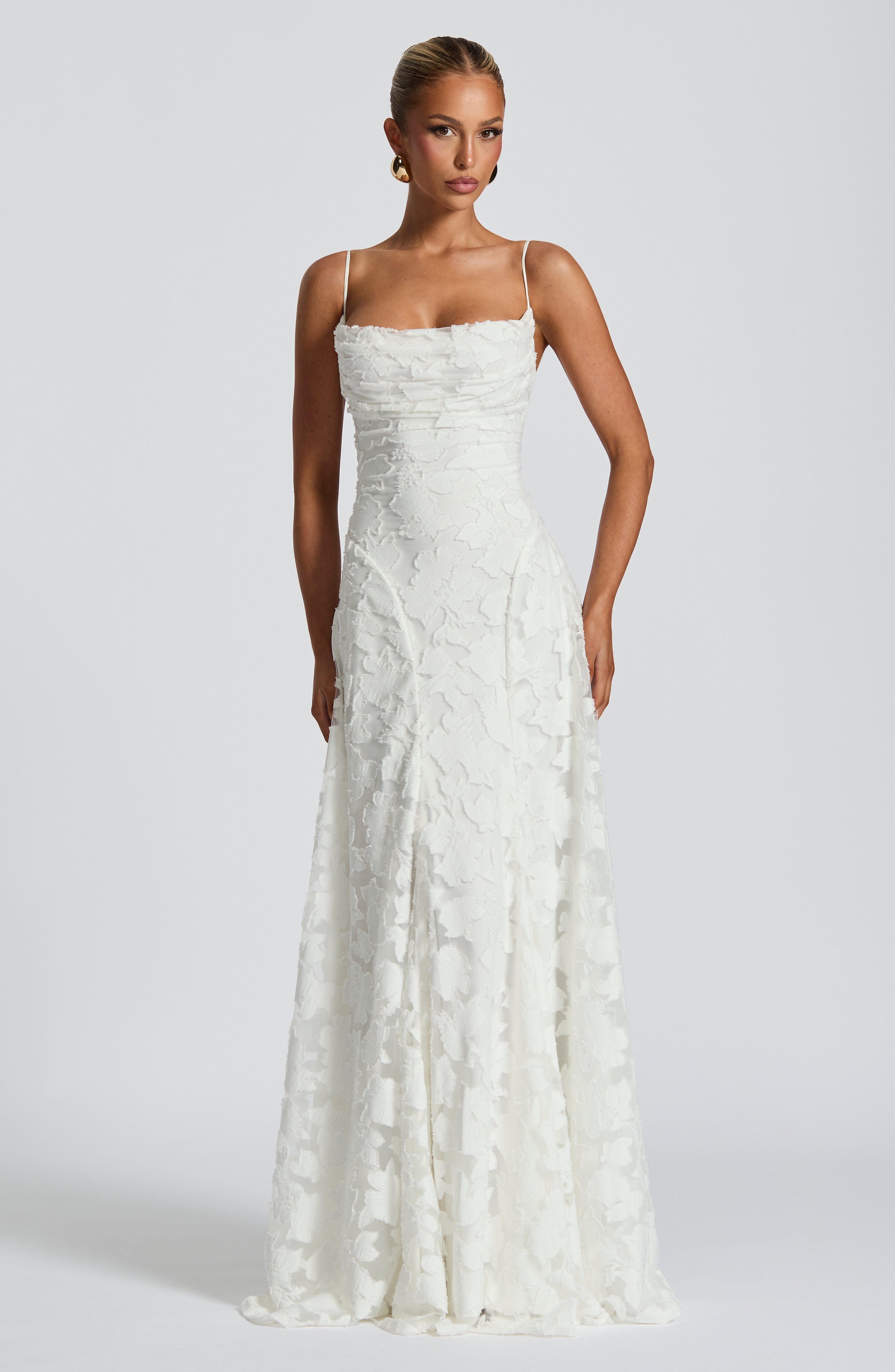 VICTORIA LEÓN™ | VESTIDO MAXI DISTINGUIDO