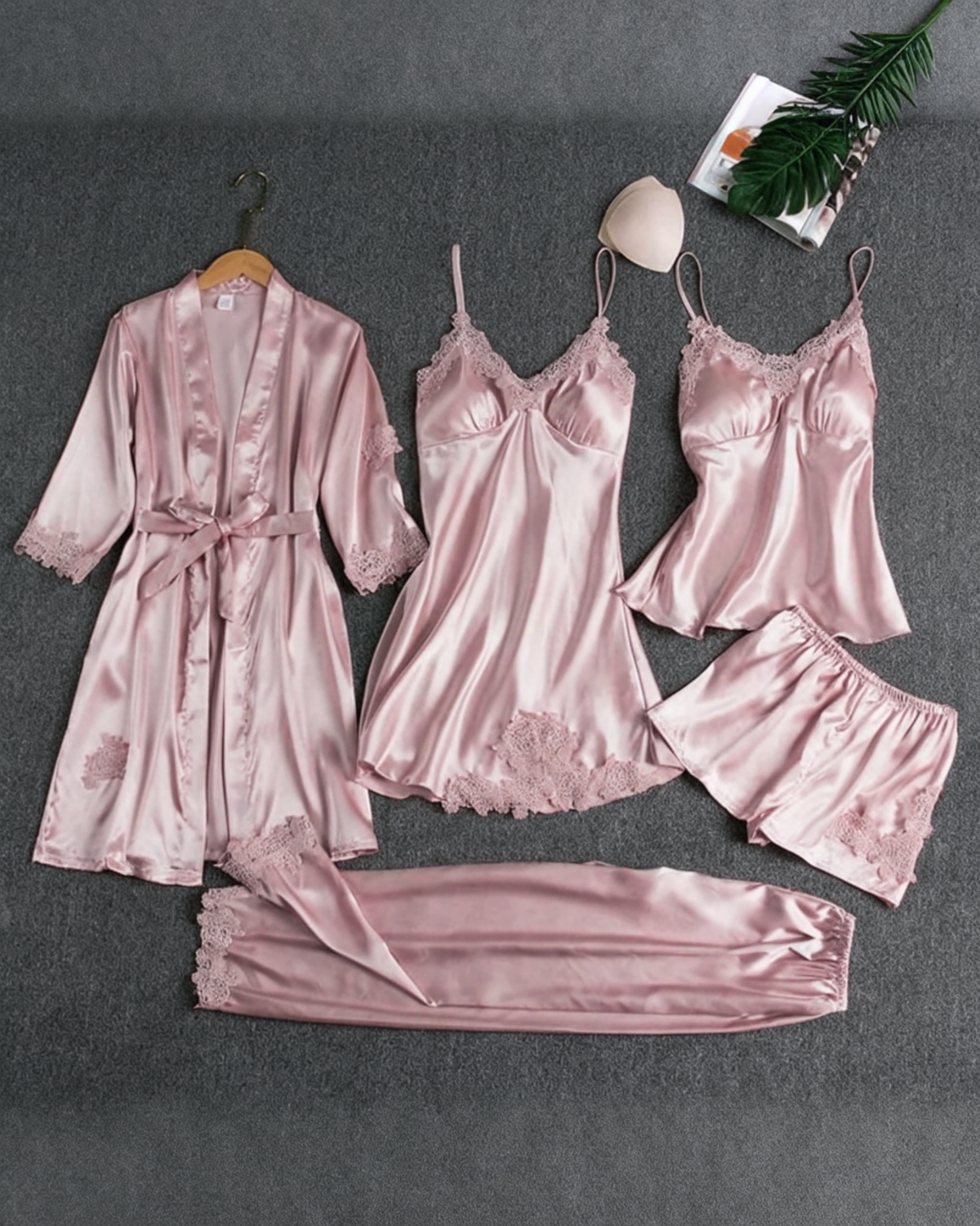 AURORA™ | SET LENCERO DE SEDA FRÍA (5 PIEZAS)